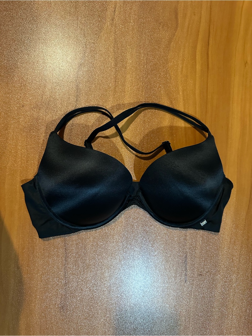 Victoria’s Secret Black T-Shirt‎ Bra 36C Underwire Lightly Lined Smooth Cups
